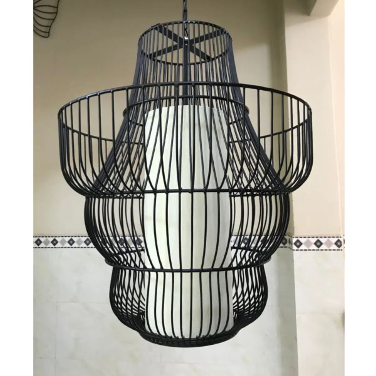 Đèn vải khung sắt nhiều tầng kích thước lớn cho dự án trần cao